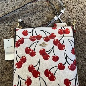 NWT- COACH cherry print kitt crossbody shoulder purse handbag